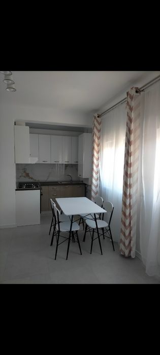 Apartament cu 2camere de închiriat