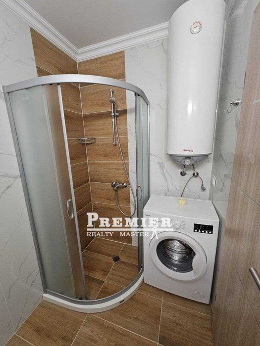 Продава се Тристаен апартамент в к.к. Слънчев бряг - 65 кв.м за 1129 €/кв.м - Снимка #3