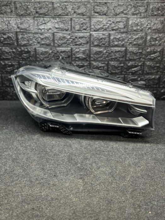 Far dreapta bmw X5 F15 X6 F16 Full led adaptive 3 calculatoare