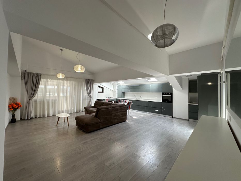 4 camere duplex vedere lac mobilat utilat 2 parcari boxa Petrom City