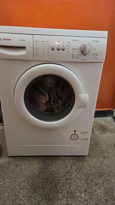 Придавам пералня 50евр.