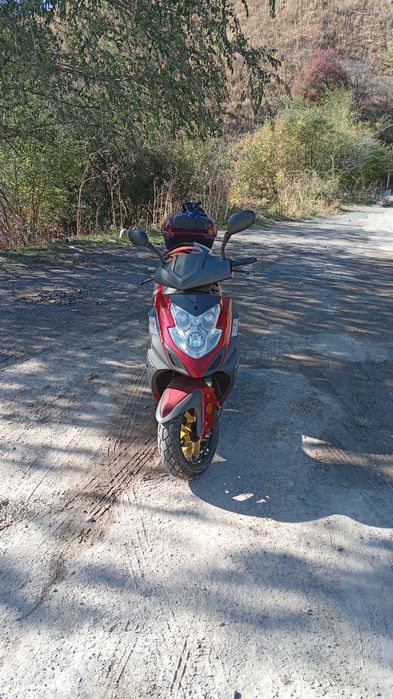 Продам мопед Рейсер 150 кубов