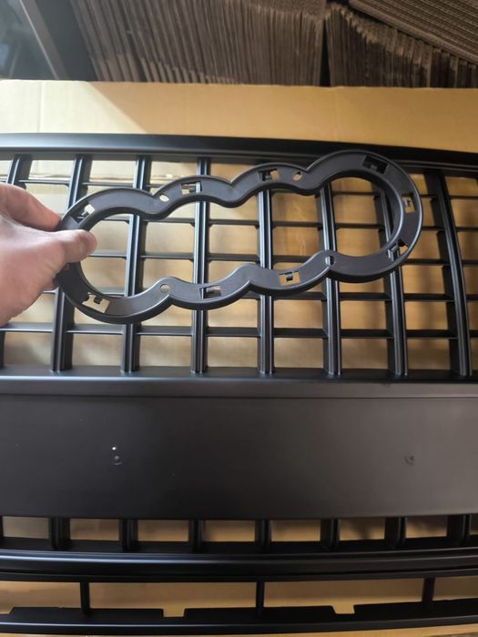 Решетка АУДИ Q5 РС черен МАТ Audi Q5 8R Ауди S line 2008 - 2012