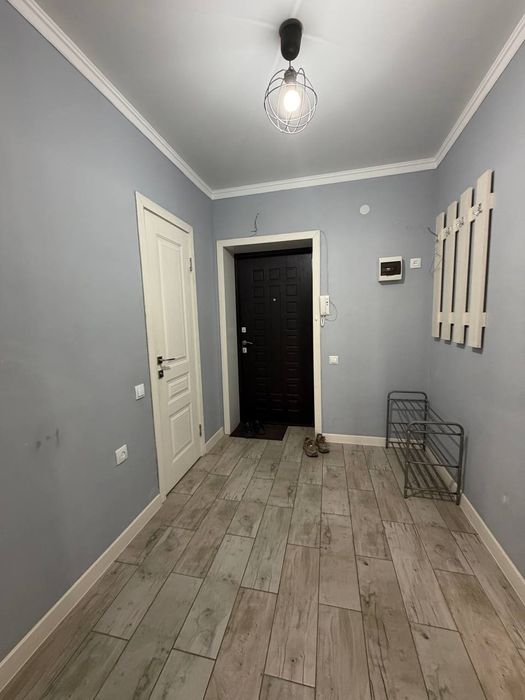 Продам евро двухкомнатную квартиру