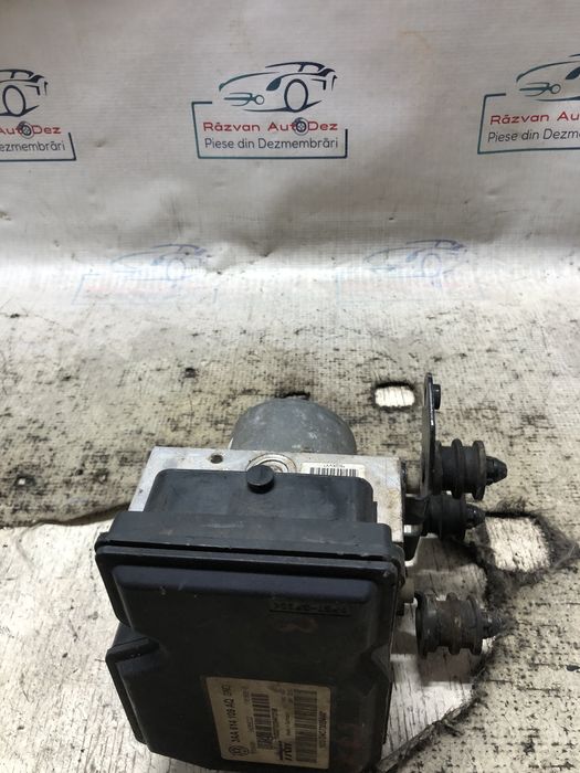 pompa abs volkswagen passat b7 2012