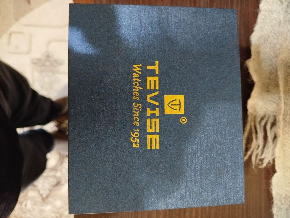 Часы Тивайс механические с самозаводом маятник новые