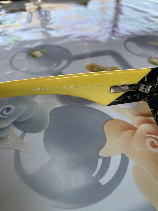 Vand ochelari prada autentici!