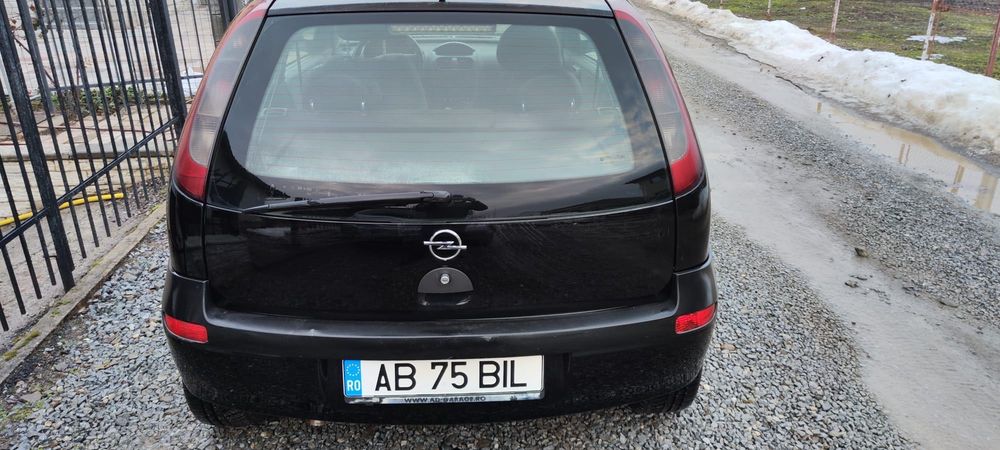 Opel corsa C 1.2 Benzină