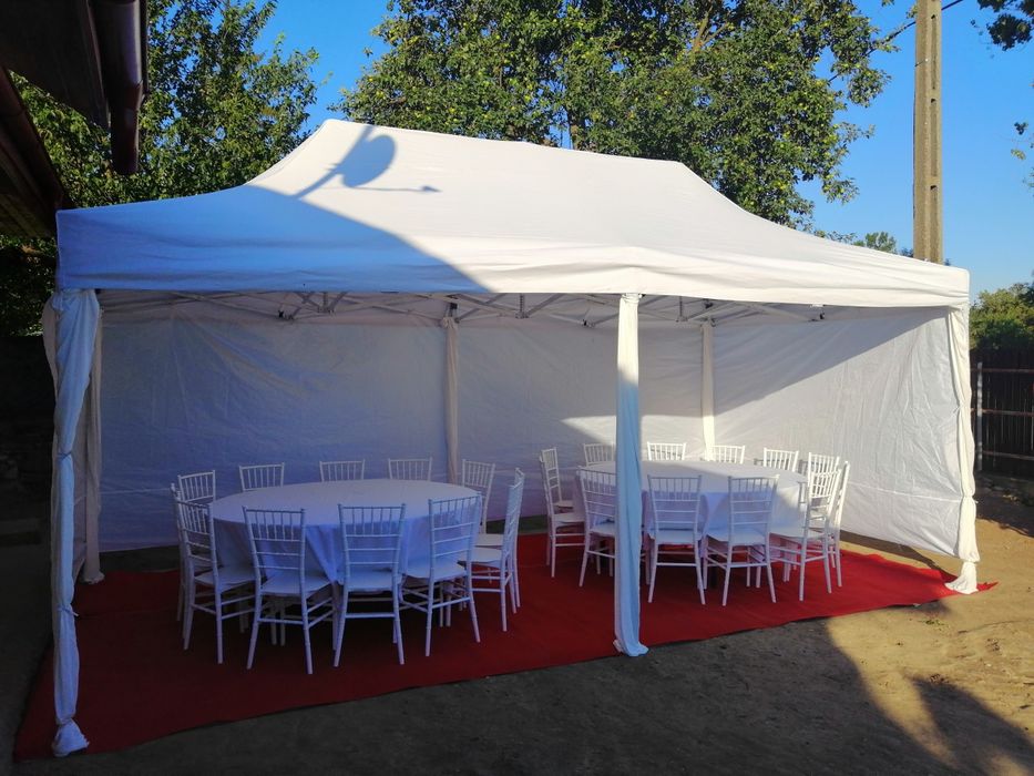 Inchiriez Cort /Masa /Scaun/Mobilier/Bar/Prezidiu/Lumini/Nunta/Botez
