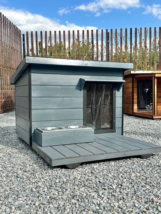 Cusca pentru câini izolată, acoperiș plat, premium (M–XXL)