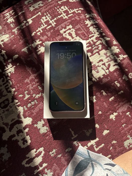 Iphone 13 mini pink