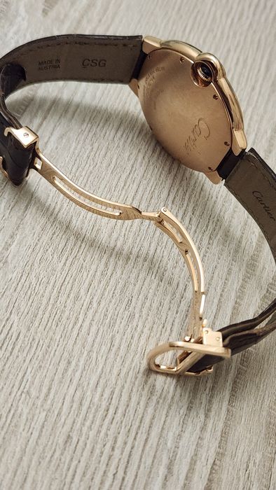 Швейцарские золотые Cartier Ballon bleu