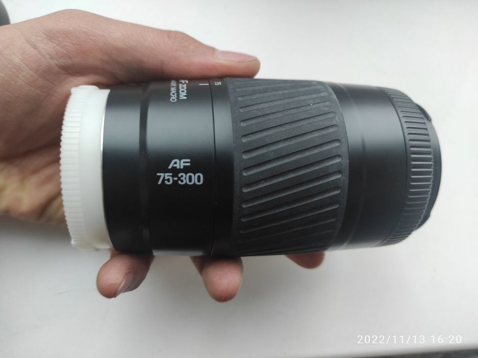 Объектив Minolta AF 75-300