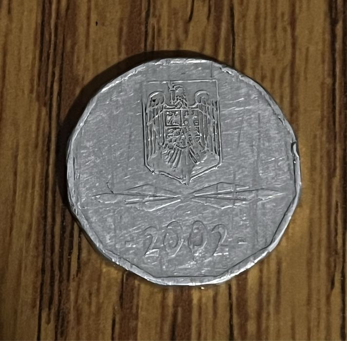 Moneda 5000 lei din anul 2002