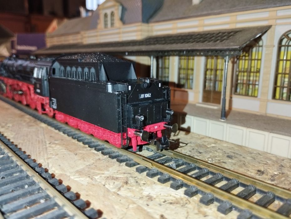 Парен локомотив Roco BR01 HO 1/87