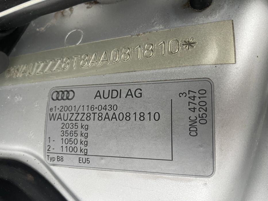 Haion cu lunetă Audi A5 2010