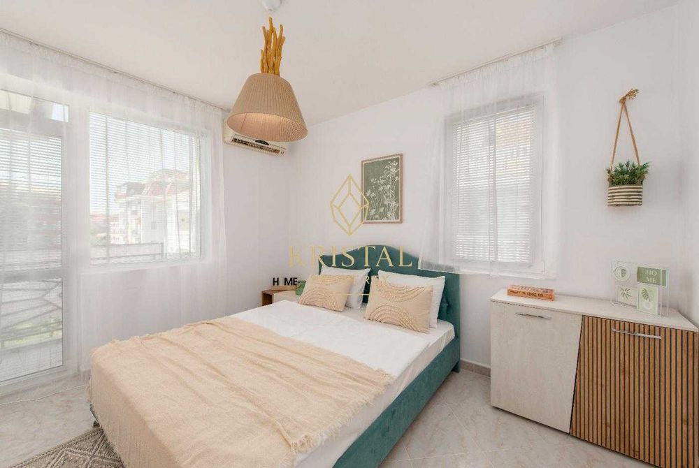 Продава се Тристаен апартамент в к.к. Слънчев бряг - 81 кв.м за 1210 €/кв.м - Снимка #11