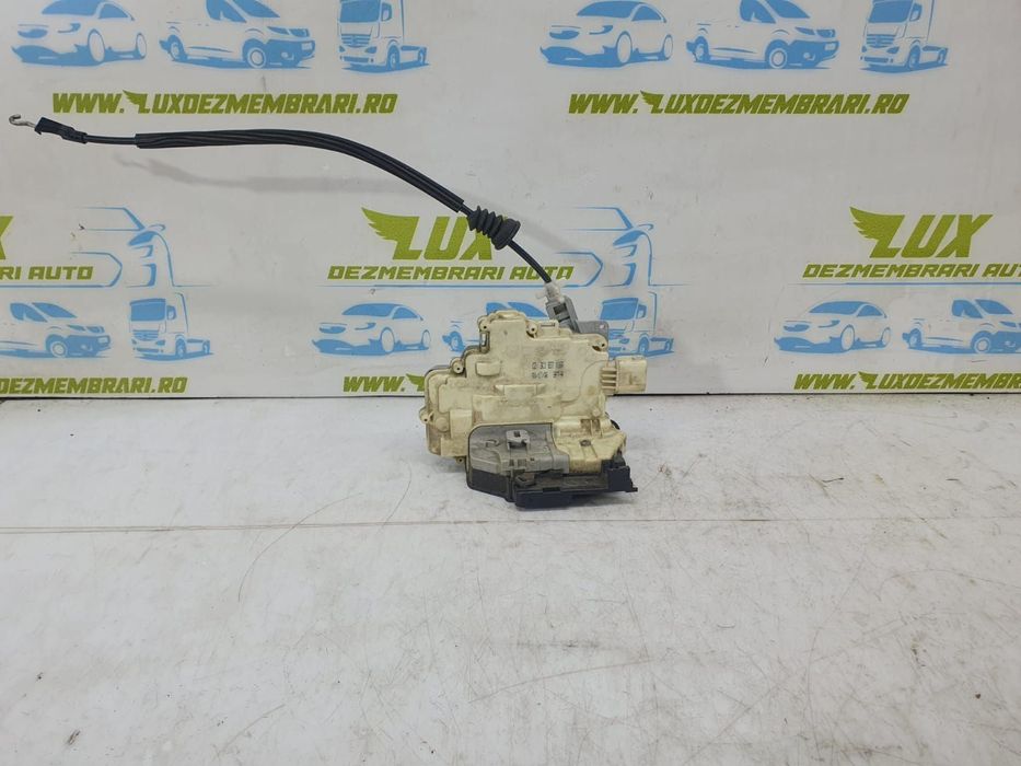 Incuietoare usa fata dreapta broasca 3c1837016a Volkswagen VW Passat
