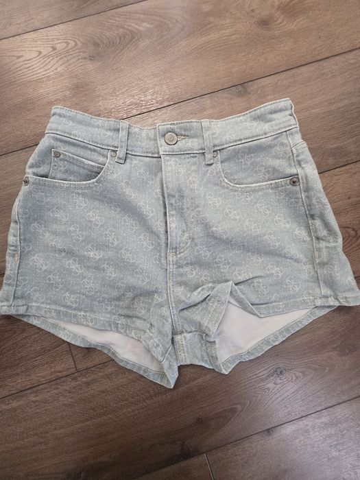Къси дънкови панталони Guess 26номер