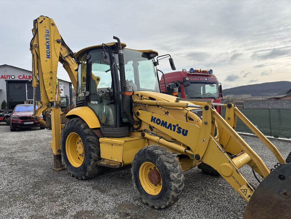 Buldoexcavator KOMATSU wb97R