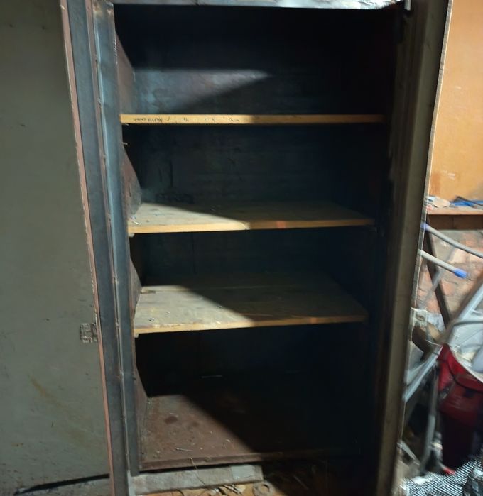 Сейф шкаф металлический