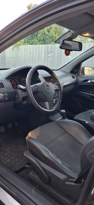 Opel astra H 1.7