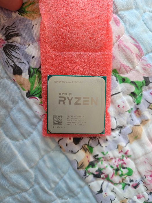 Процессор AMD Ryzen 5 2400G AM4 (4 ядра / 8 потоков)