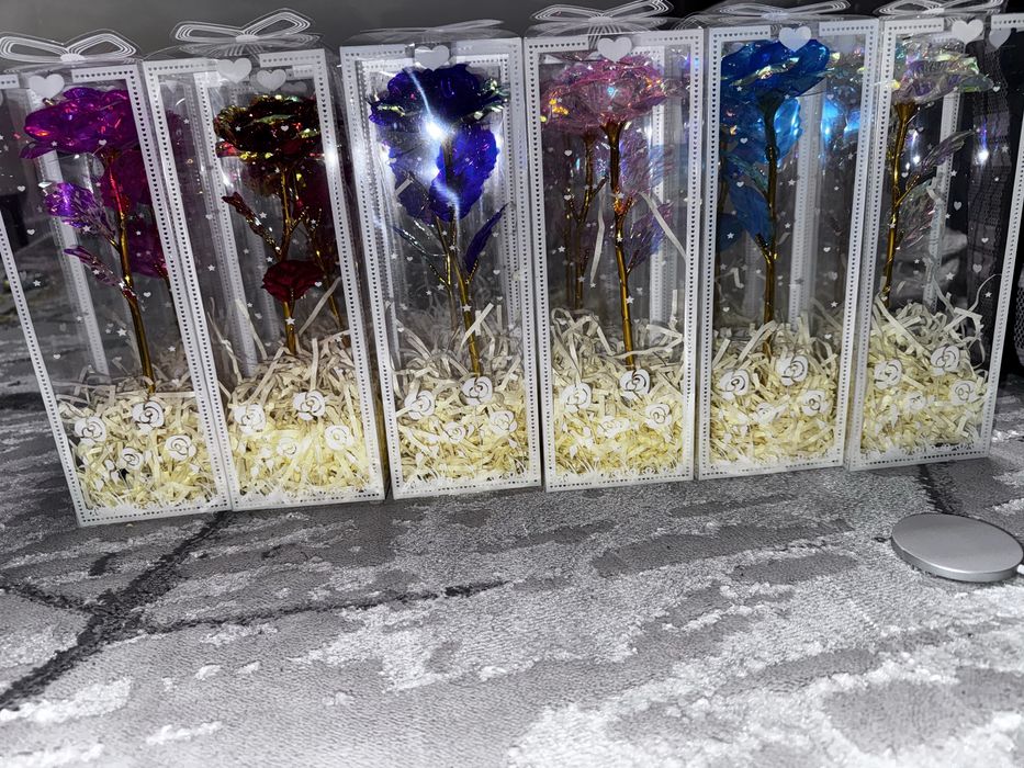 Роза в подарочной коробке