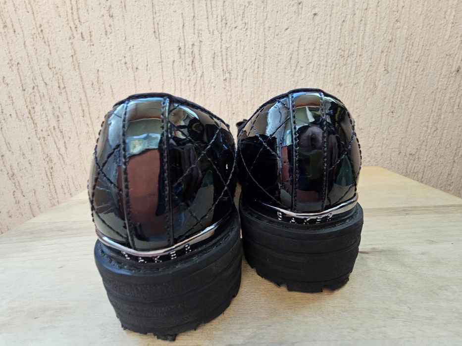 Лачени обувки Ted Baker черни 32