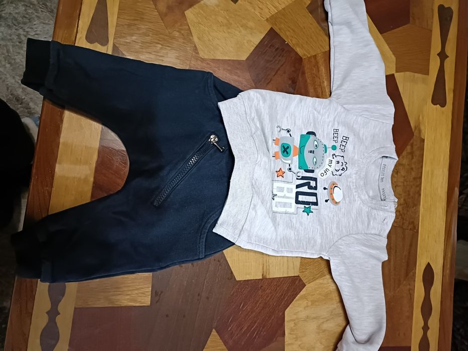 Бебешки дрехи 9-12 месеца