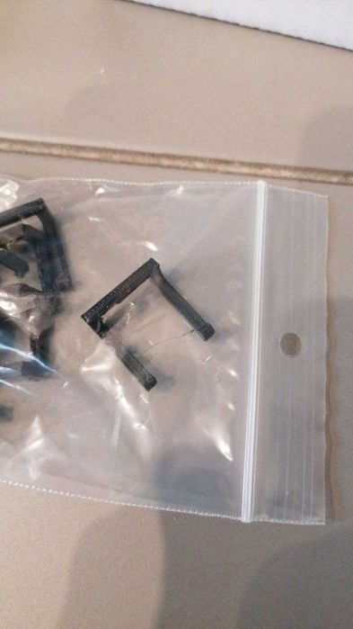 Risere PCIe pentru plăci video (aprox. 80 bucăți) - curate, fără praf