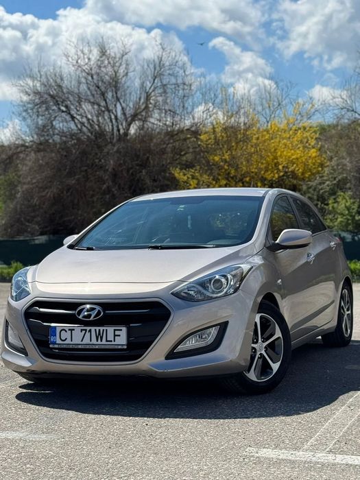 Hyundai I30 Prim proprietar, revizii facute in reprezentanta si la timp