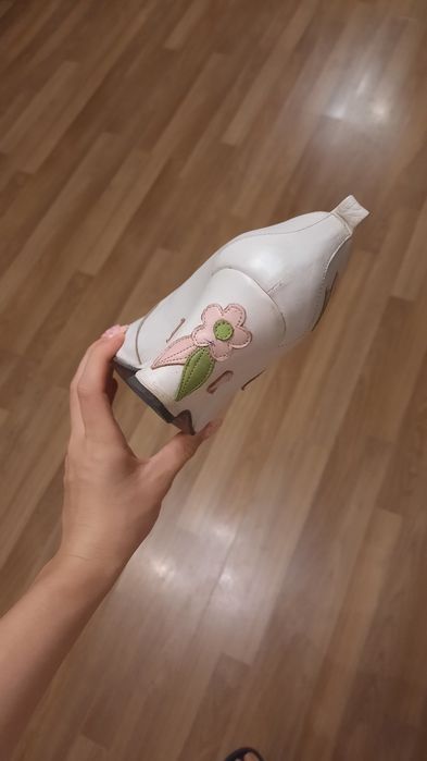 Токчета с цветя 36 номер