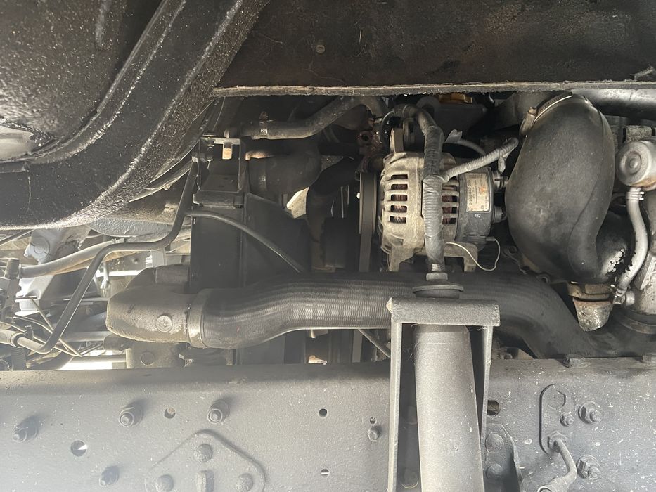 Vand Nissan Atleon 3,5T se conduce cu categ.B Accept schimb!