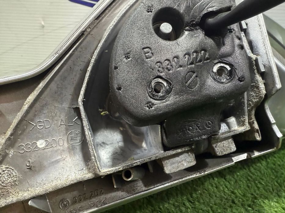 OGLINDA DREAPTA 11 PINI MERCEDES BENZ CLK 2008 220 CDI C209 2.1 DIESEL COUPE COD OEM A2308100221 2002-2010