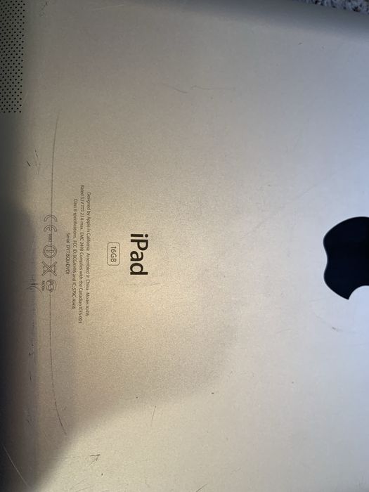 Продам айпады старые и не старые