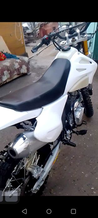 Мотоцикл эндуро 250