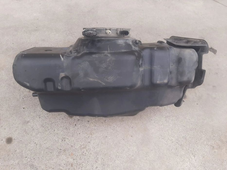 Vas rezervor adblue cu pompa f1agl411d 2.3 d euro 6 iveco daily 6 5802327987 0444040035 5802465111