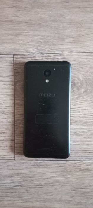 Продам телефон Meizu м6