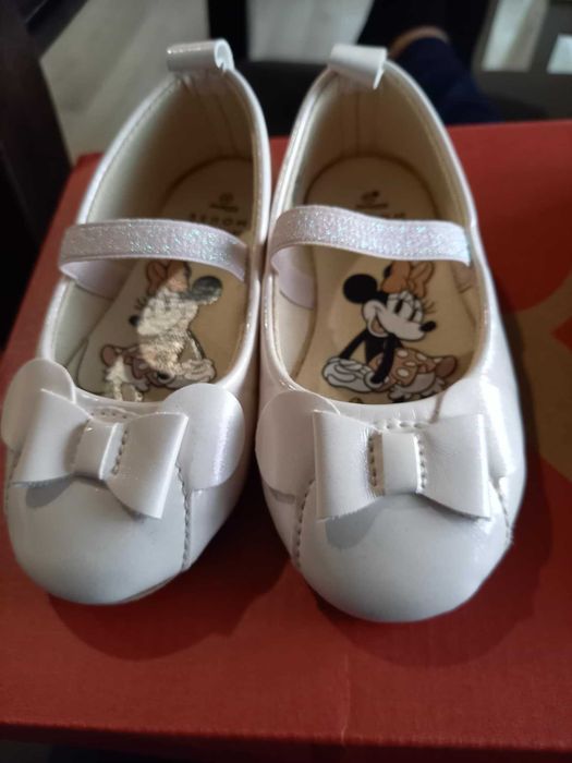 Детски запазени пантофи