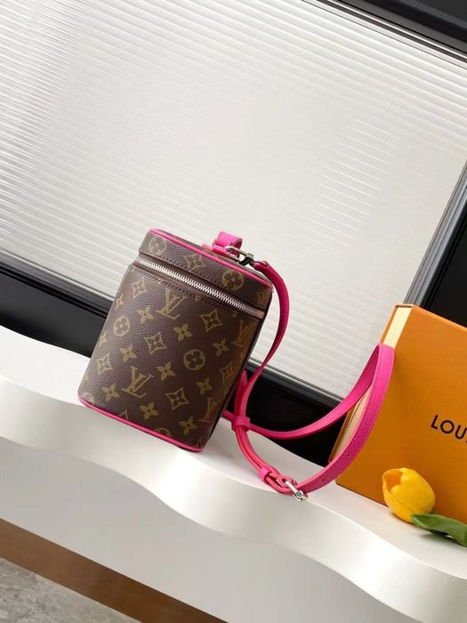 Косметичка LV Louis Vuitton Nice BB