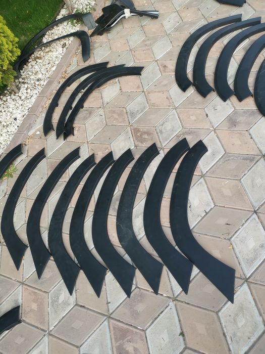 Bandou ornament overfender fata spate dacia duster 2