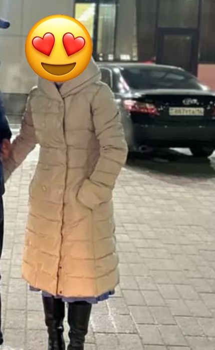 Продам женскую куртку