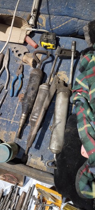 Продаются инструменты