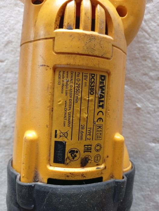Corp ferăstrău sabie dewalt 18 v