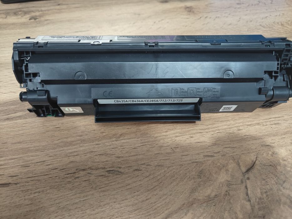 Разные катриджы для принтеров