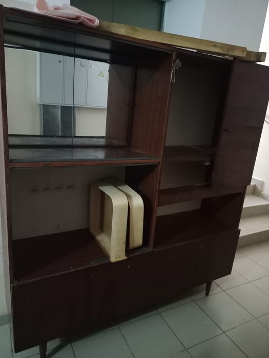 Продам кухонный сервант