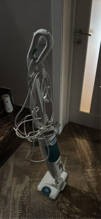 Mop electric cu aburi