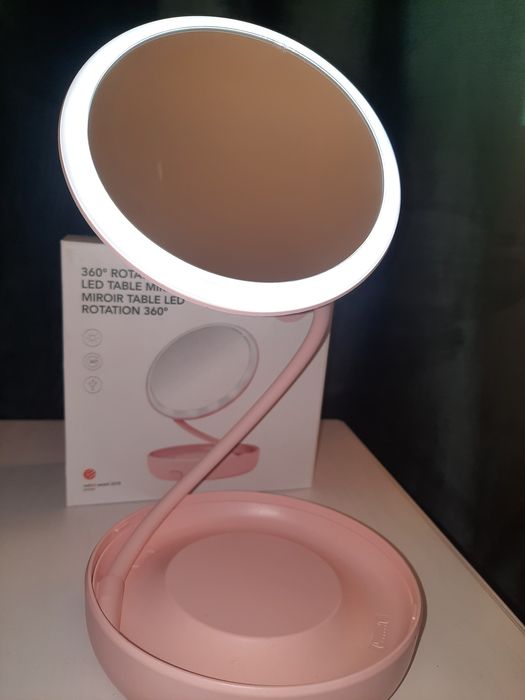 Продам зеркало настольные