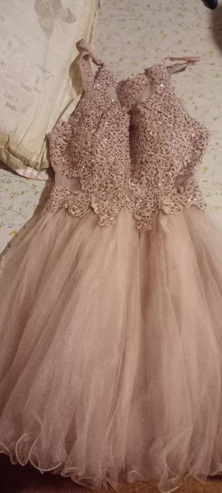 Офицялни елегантни рокли